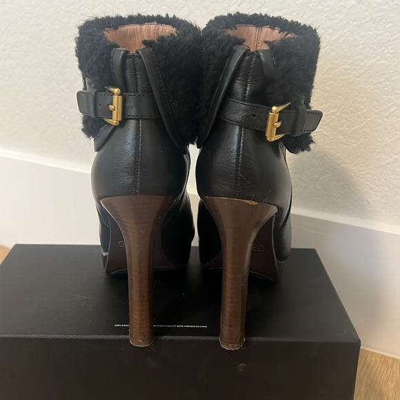 Coach black heeled platform booties w shearling ankles. Size 6 - Picture 4 of 10